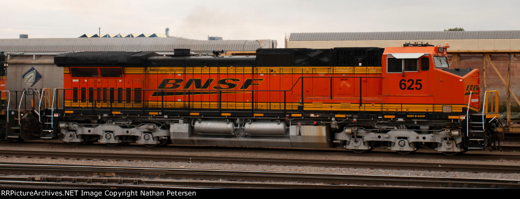 BNSF 625